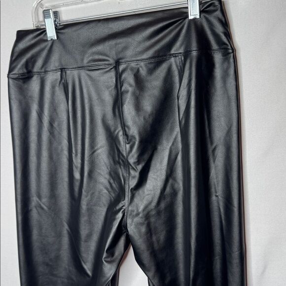 Aerie Offline Women’s Black Real Luxe Faux Leather High Waist Leggings. Size Lg. - Picture 9 of 9